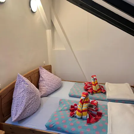 Gasthof Altstadtnest 3*